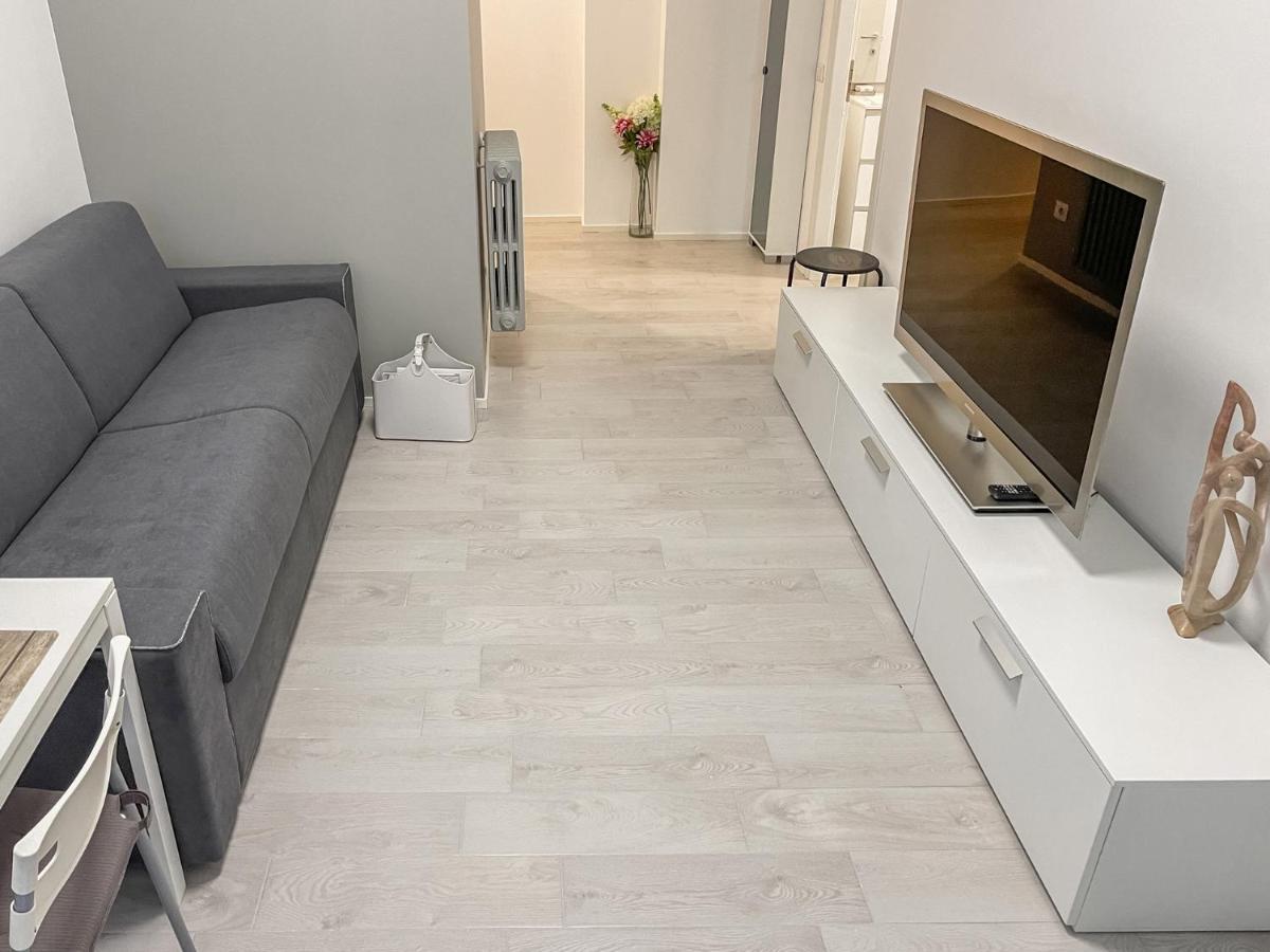 Brera Moscova - White Milano