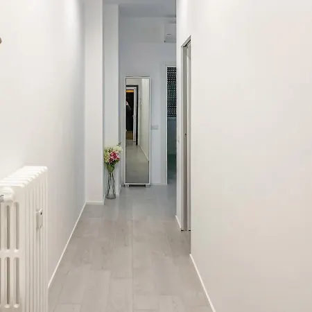 Bnb Capital Milano Moscova - White Exterior photo