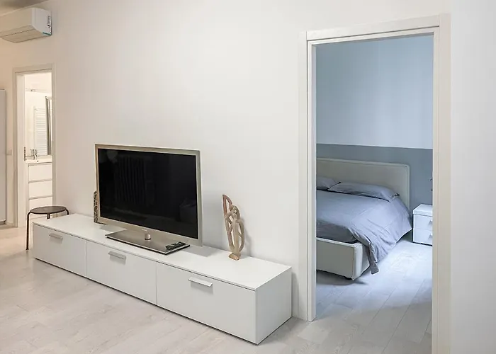 Bnb Capital Milano Moscova - White